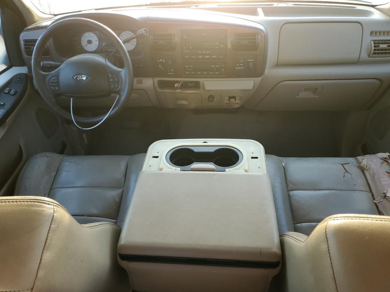 2005 Ford F250 VIN 1FTSX21545EA06954 Copart auction photo, water/flood damage thumbnail 8