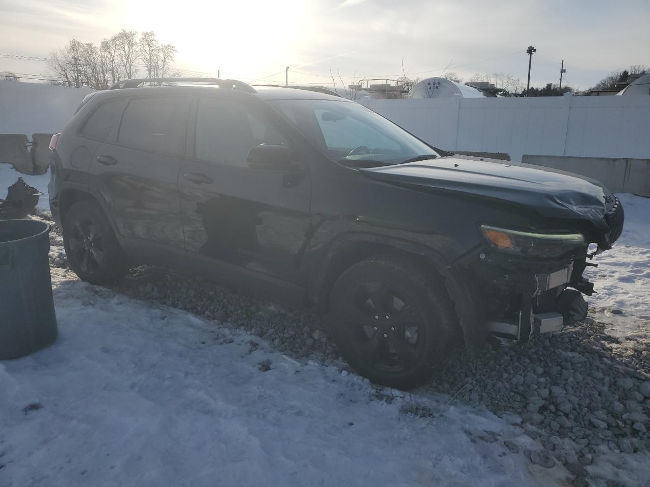 2019 Jeep Grand Cherokee VIN 1C4PJMLB4KD319896 Copart auction photo, front end / undercarriage damage thumbnail 4