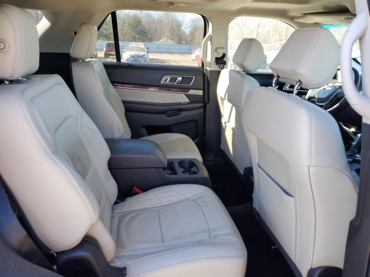 2017 Ford Explorer VIN 1FM5K8HT8HGC60142 Copart auction photo, rear end / minor dent/scratches damage thumbnail 11
