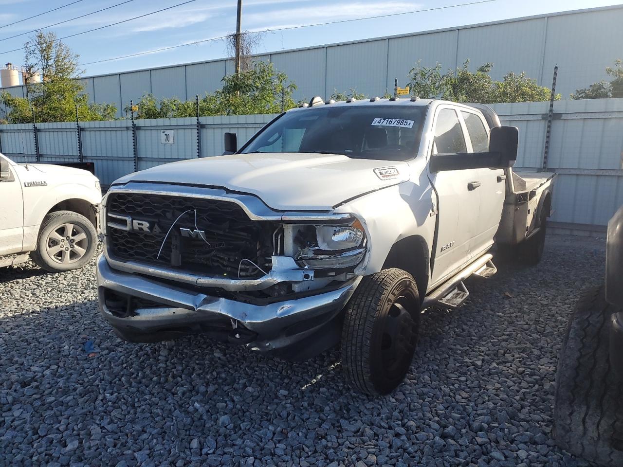 2021 RAM 3500 VIN 3C63RRGL0MG529111 Copart auction photo, front end / minor dent/scratches damage thumbnail 2