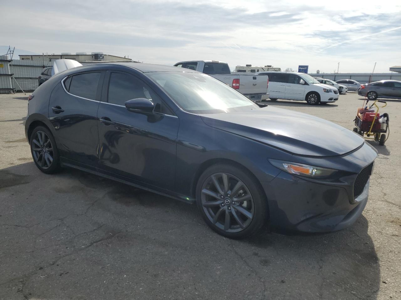 2019 Mazda 3 VIN JM1BPAMM0K1139338 Copart auction photo, side damage thumbnail 4