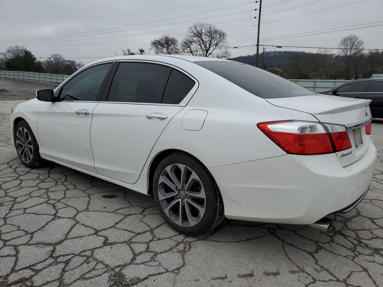 2015 Honda Accord VIN 1HGCR2F54FA172960 Copart auction photo, undercarriage damage thumbnail 2