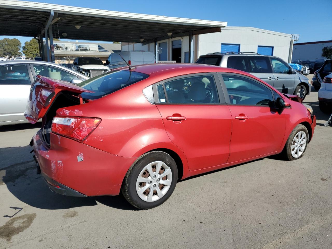 2013 KIA Rio VIN KNADM4A38D6253542 Copart auction photo, front end / rear end damage thumbnail 3