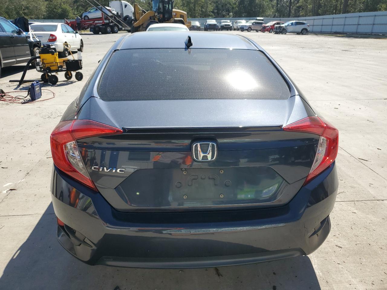 2018 Honda Civic VIN JHMFC1F32JX002171 Copart auction photo, front end / minor dent/scratches damage thumbnail 6