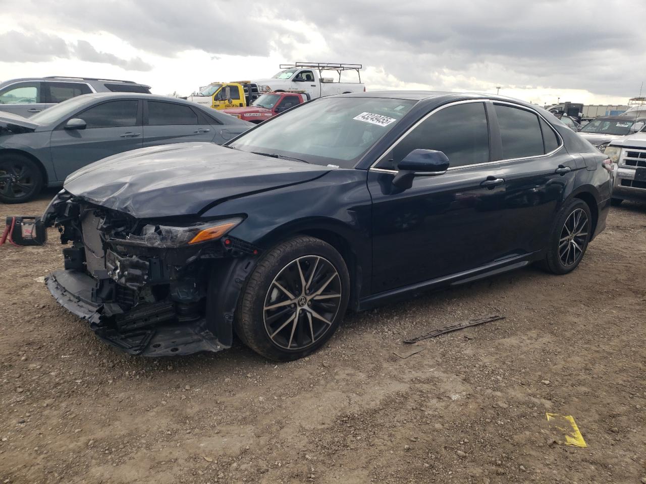 2021 Toyota Camry VIN 4T1T11AK6MU610771