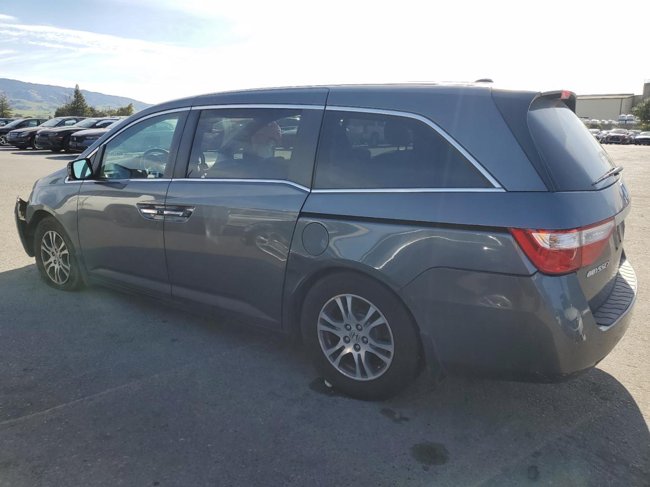 2013 Honda Odyssey VIN 5FNRL5H61DB050028 Copart auction photo, front end / side damage thumbnail 2