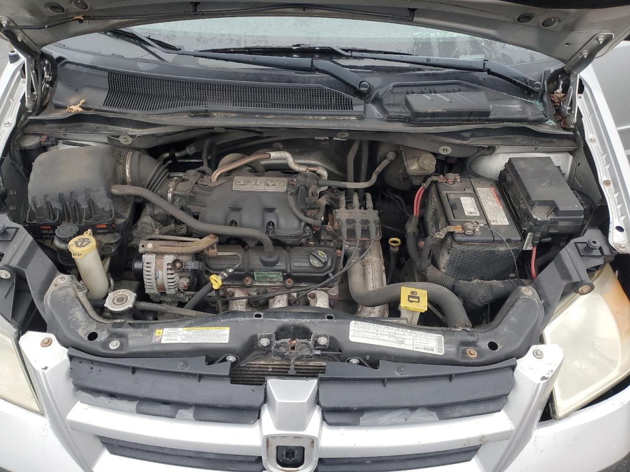 2009 Dodge Caravan VIN 2D8HN44E29R533022 Copart auction photo, vandalism / burn damage thumbnail 12