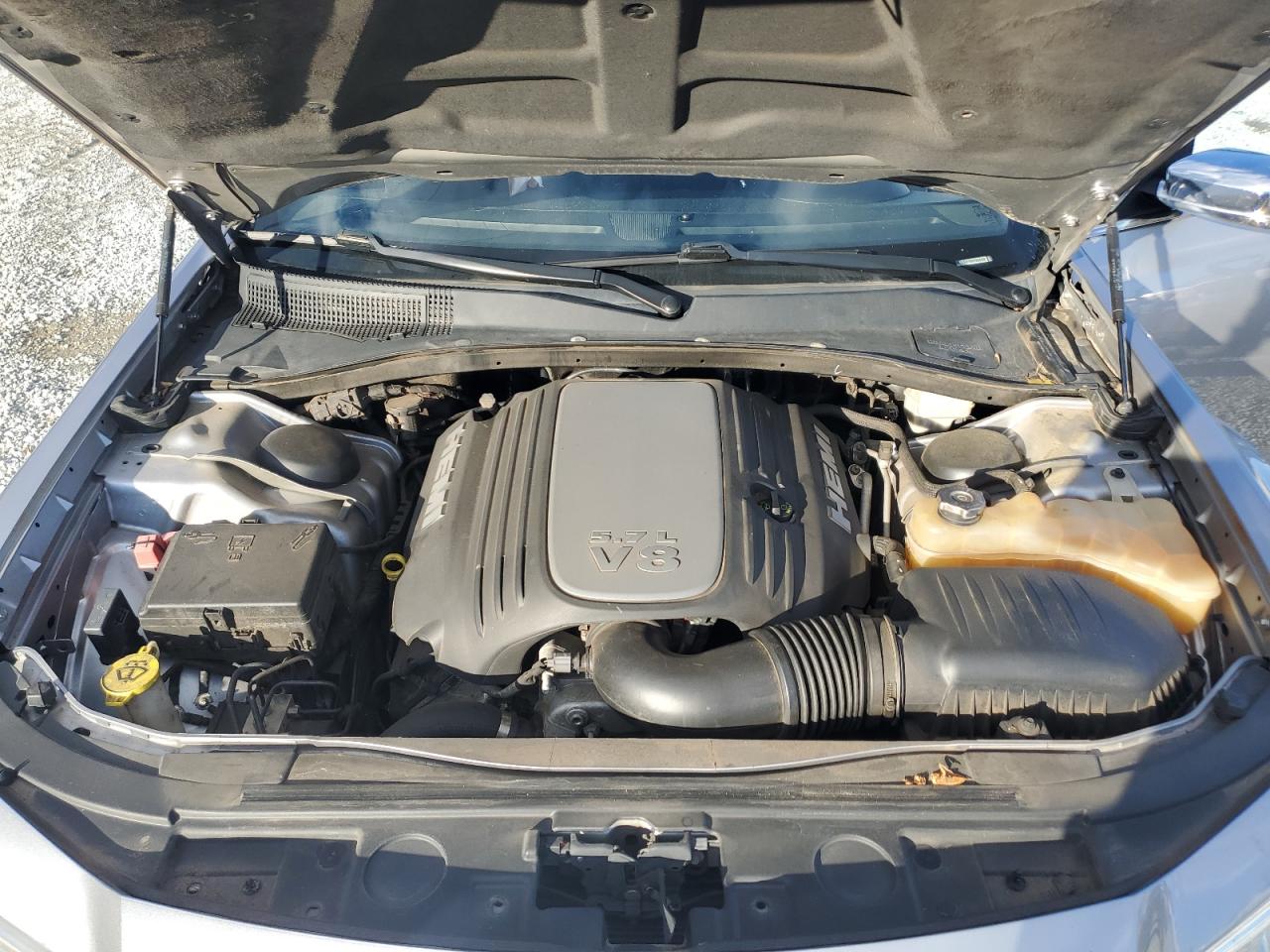 2013 Chrysler 300 VIN 2C3CCAET5DH641180 Copart auction photo, side / front end damage thumbnail 12
