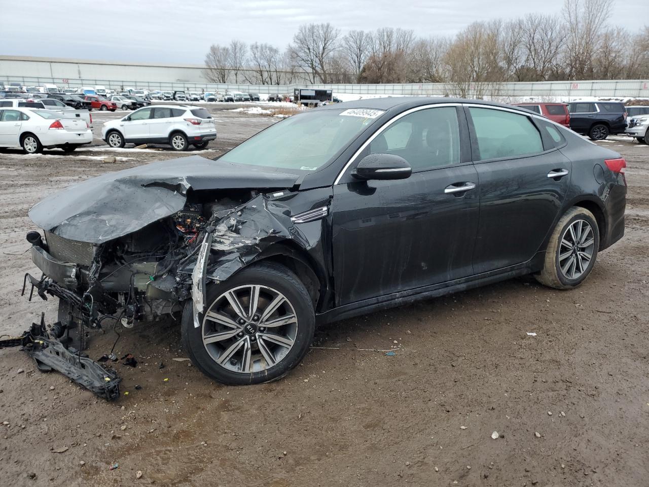 2019 KIA Optima VIN 5XXGT4L32KG377272 - Copart auction photo