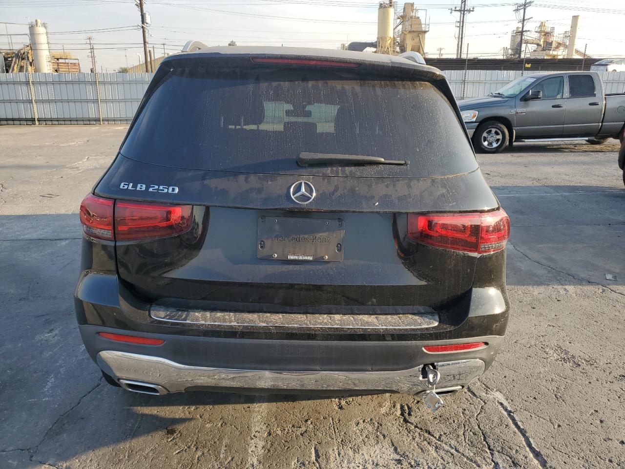 2022 Mercedes-Benz GLB VIN W1N4M4GBXNW233952 Copart auction photo, front end damage thumbnail 6