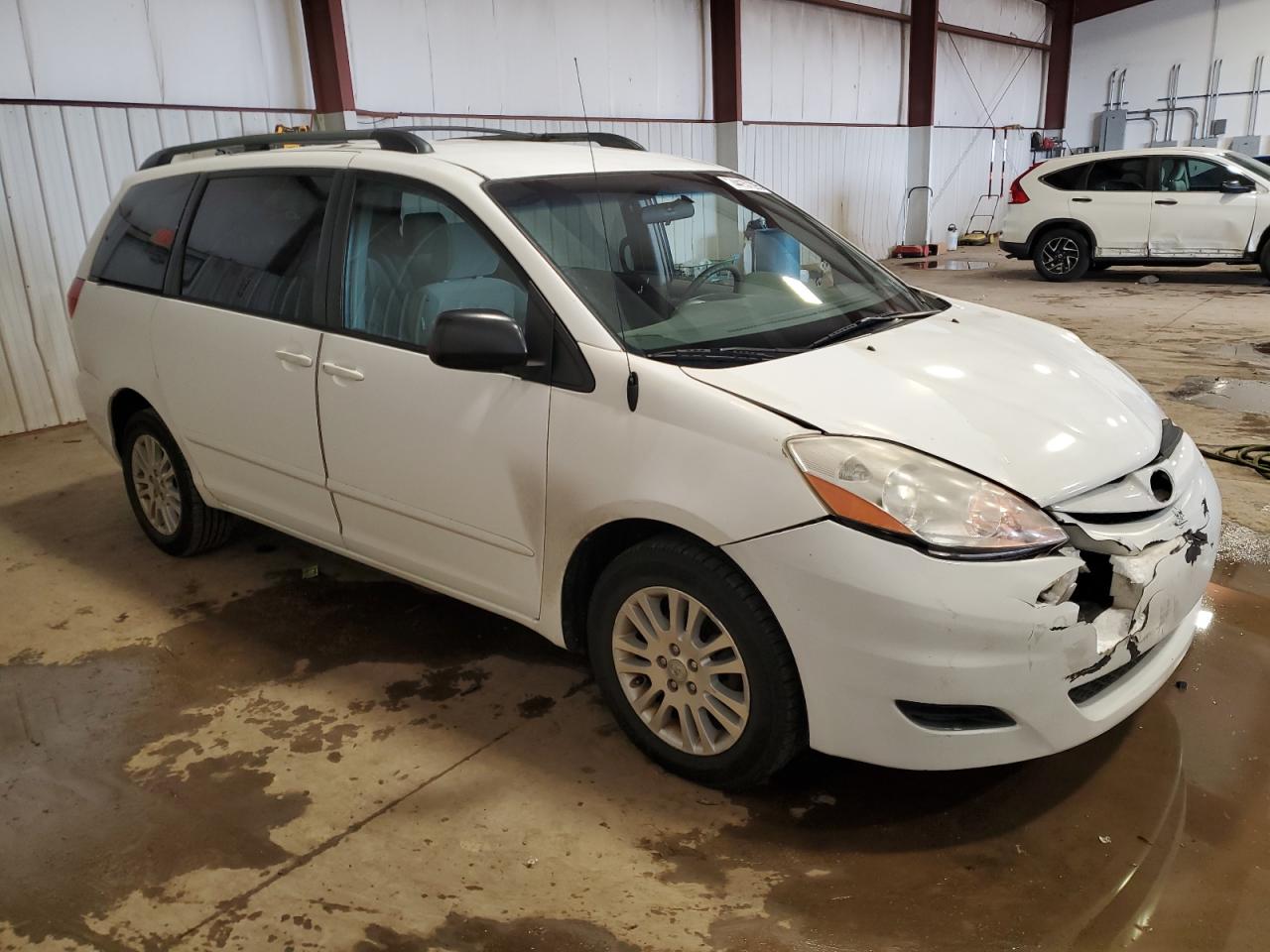 2007 Toyota Sienna VIN 5TDBK23C67S007840 Copart auction photo, front end damage thumbnail 4