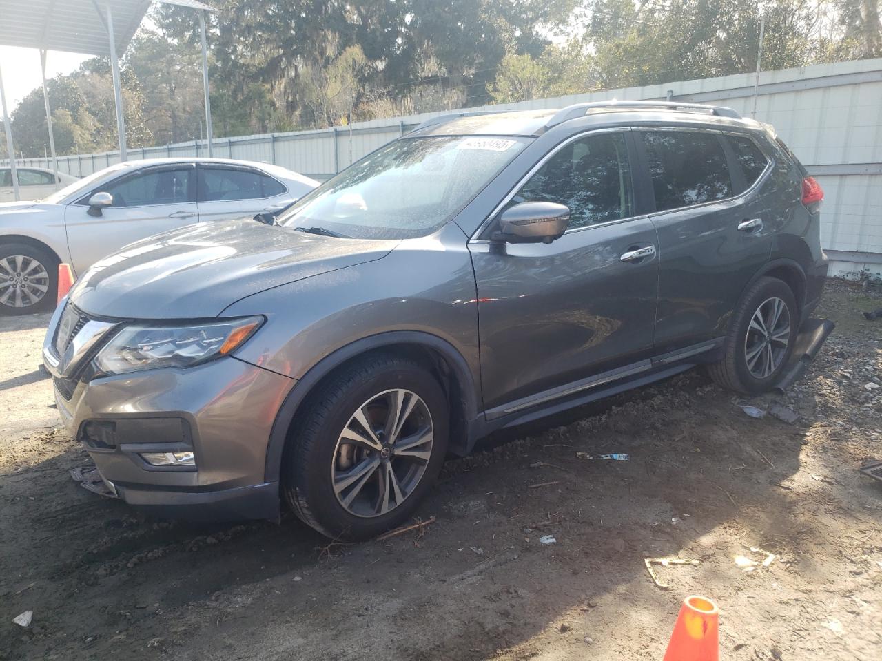 2017 Nissan Rogue VIN 5N1AT2MT3HC856197