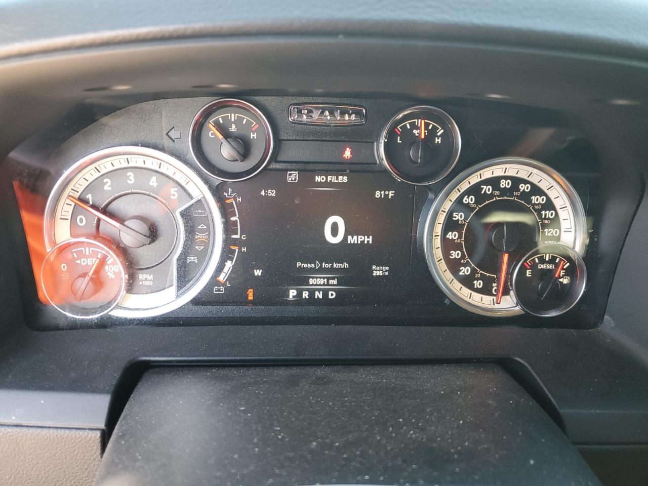 2018 RAM 1500 VIN 1C6RR7NM3JS238634 Copart auction photo, front end / minor dent/scratches damage thumbnail 9