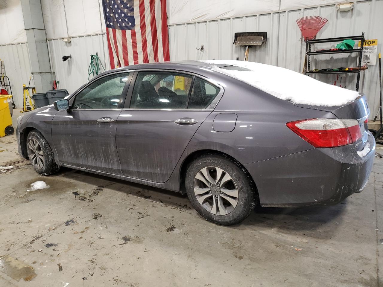 2015 Honda Accord VIN 1HGCR2F35FA019079 Copart auction photo, front end / side damage thumbnail 2