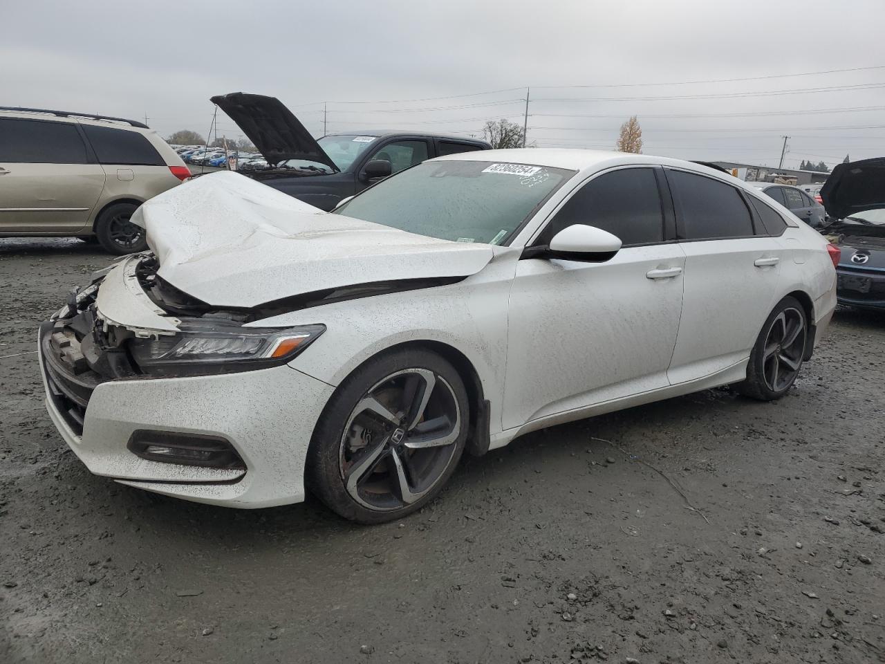 2019 Honda Accord VIN 1HGCV1F33KA142668
