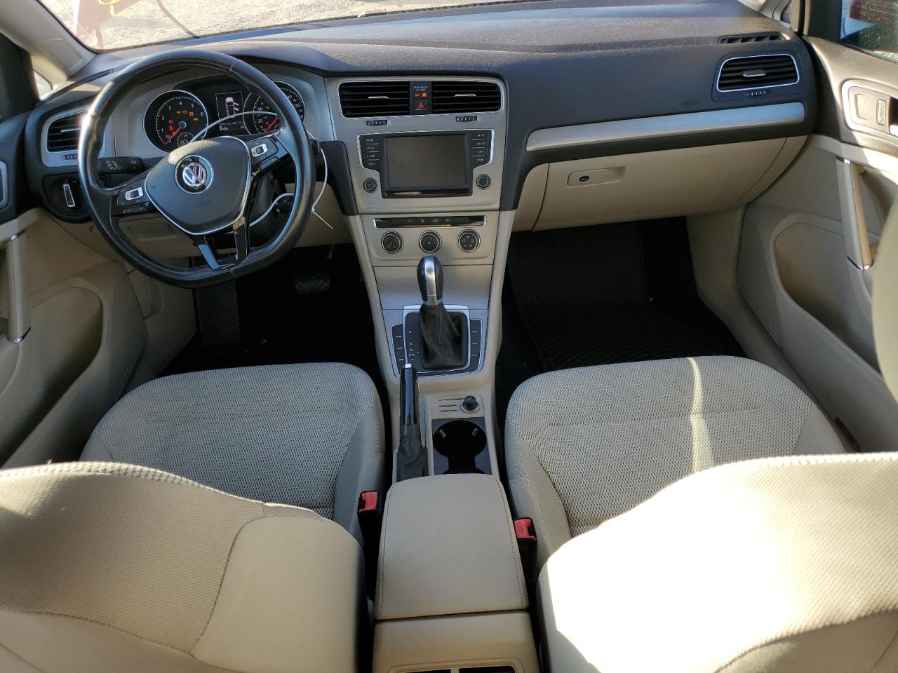 2016 Volkswagen Golf VIN 3VWC17AU1GM505862 Copart auction photo, front end / side damage thumbnail 8