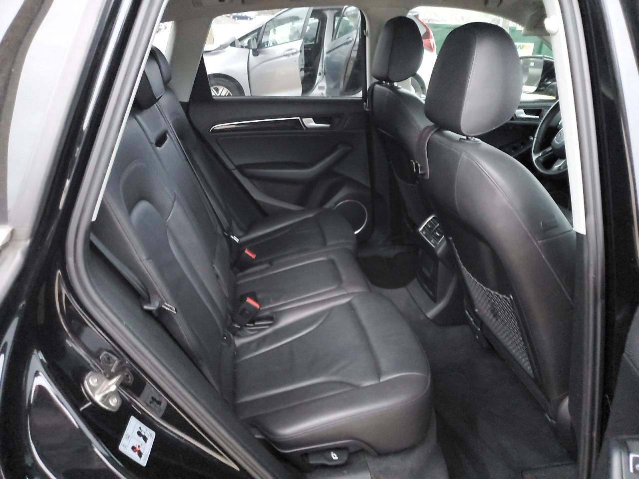 2014 Audi Q5 VIN WA1LFAFP4EA123270 Copart auction photo, water/flood / front end damage thumbnail 10
