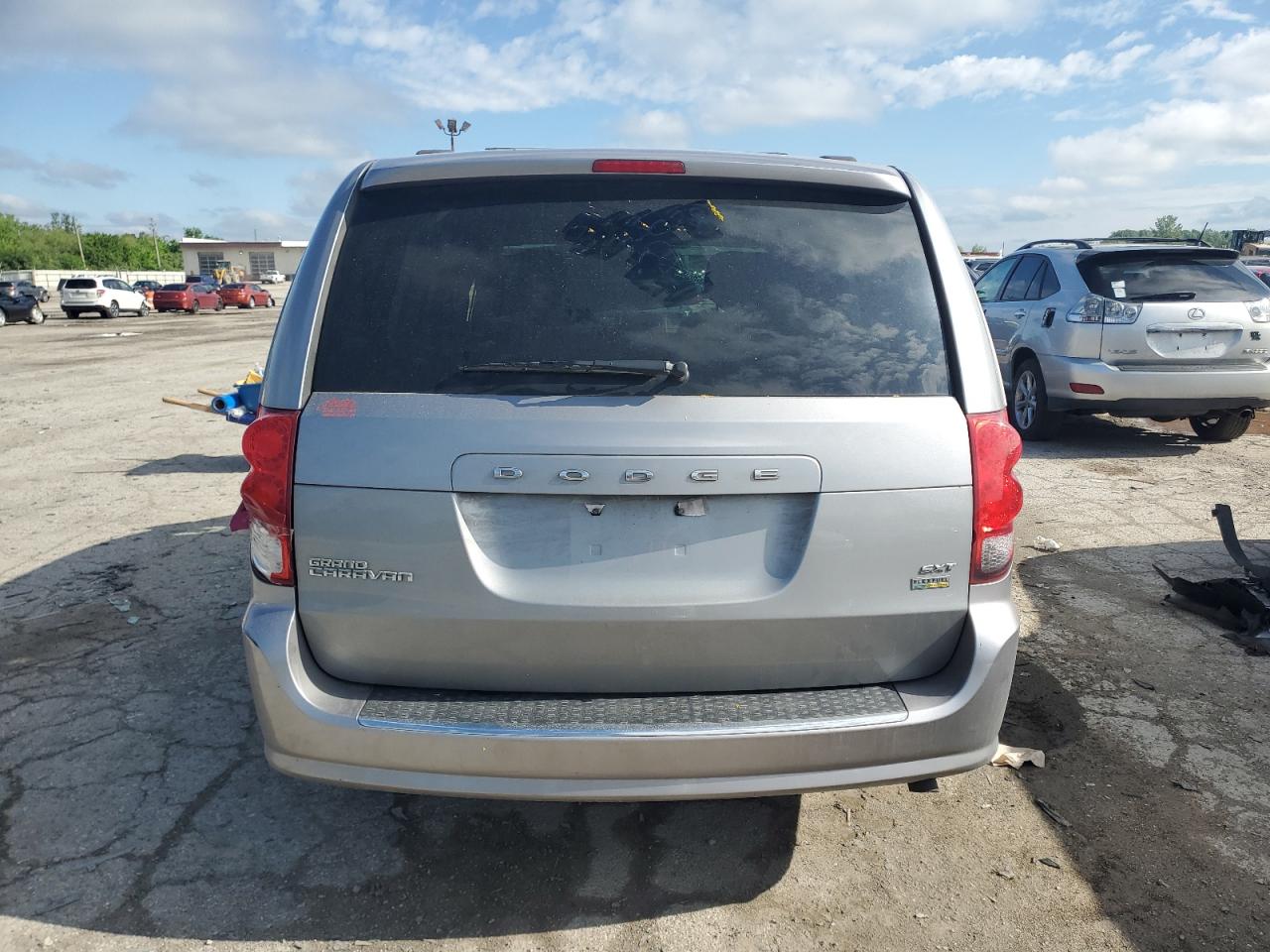 2014 Dodge Caravan VIN 2C4RDGCGXER323028 Copart auction photo, front end / minor dent/scratches damage thumbnail 6