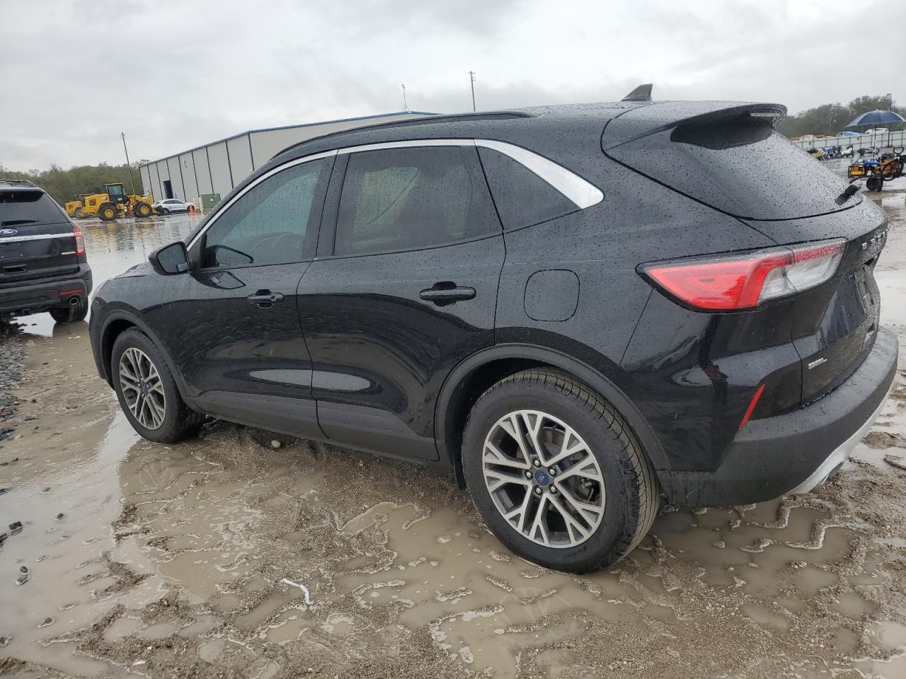 2020 Ford Escape VIN 1FMCU0H67LUC78042 Copart auction photo, front end damage thumbnail 2