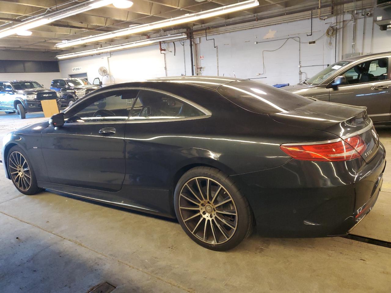 2015 Mercedes-Benz S-klasse VIN WDDXJ8FB3FA001042 Copart auction photo, burn / front end damage thumbnail 2