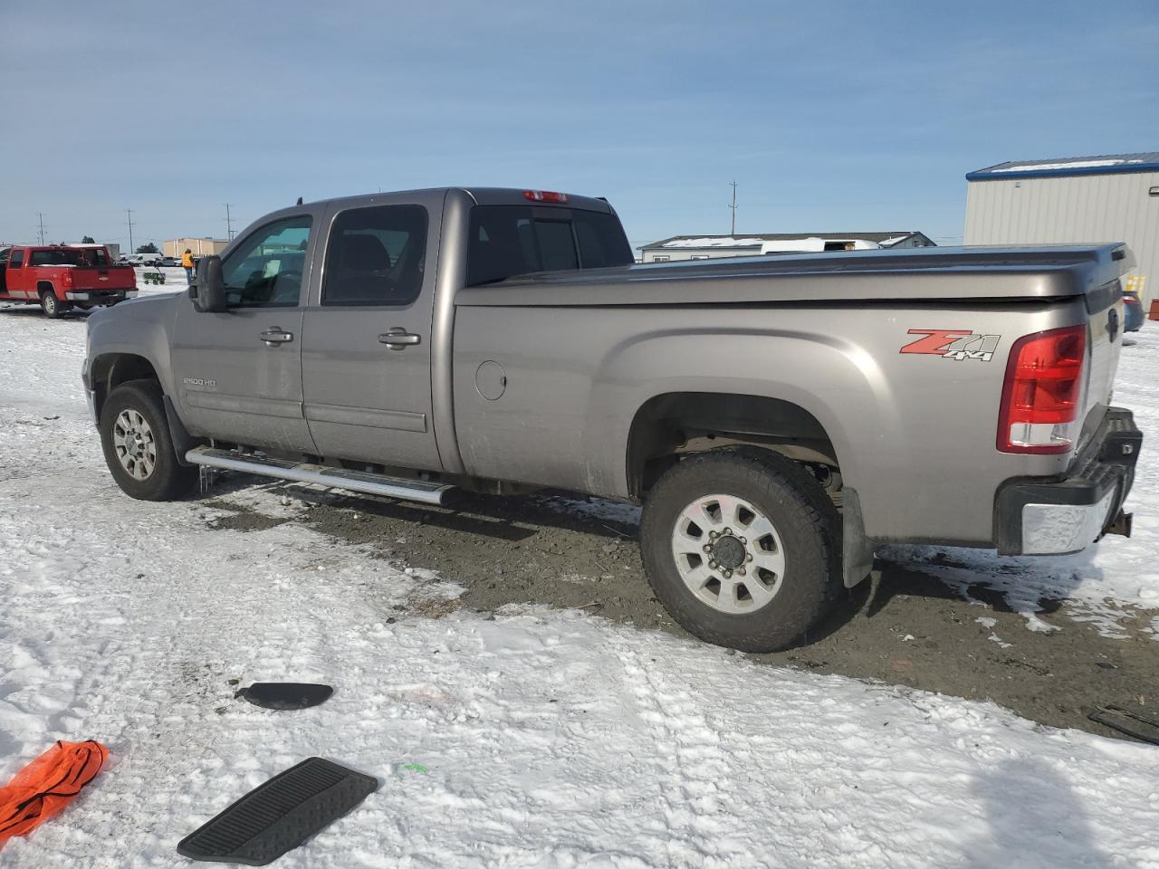 2014 GMC Sierra VIN 1GT121C89EF116971 Copart auction photo, side damage thumbnail 2