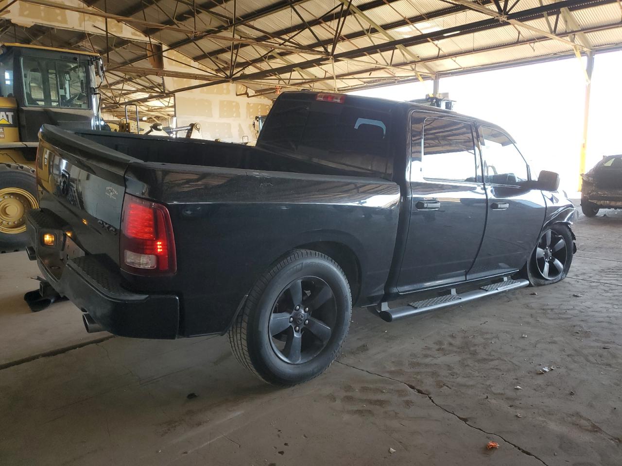 2015 RAM 1500 VIN 1C6RR7KT7FS512906 Copart auction photo, front end damage thumbnail 3