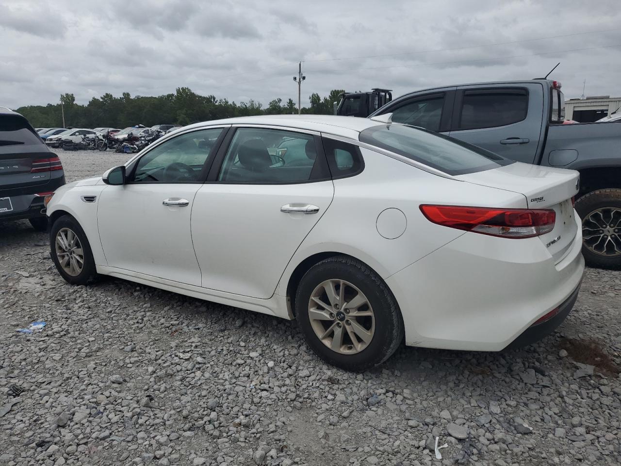 2016 KIA Optima VIN KNAGT4L31G5084245 Copart auction photo, front end damage thumbnail 2