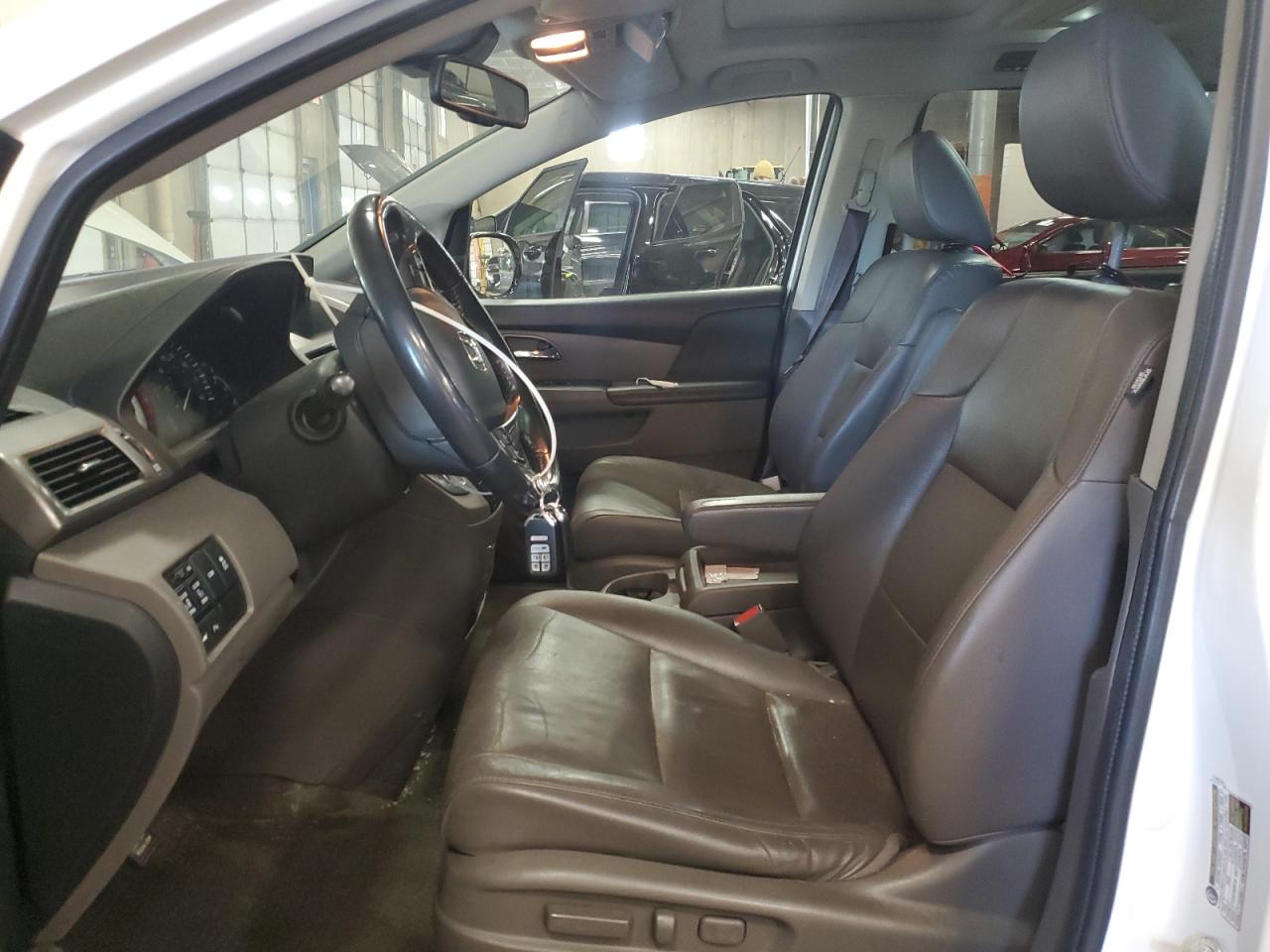 2016 Honda Odyssey VIN 5FNRL5H94GB053231 Copart auction photo, front end damage thumbnail 7