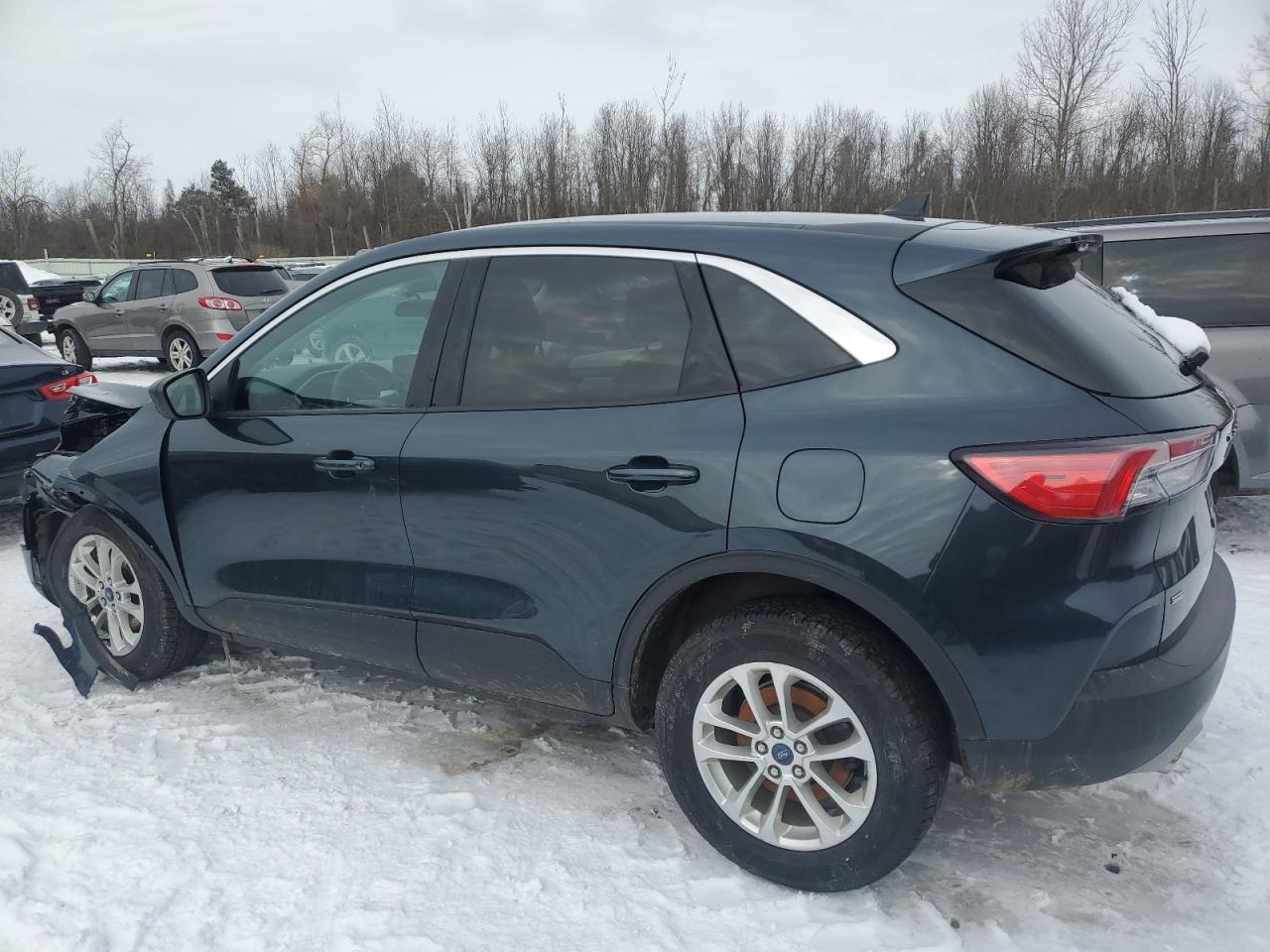 2022 Ford Escape VIN 1FMCU9G61NUA81330 Copart auction photo, front end damage thumbnail 2