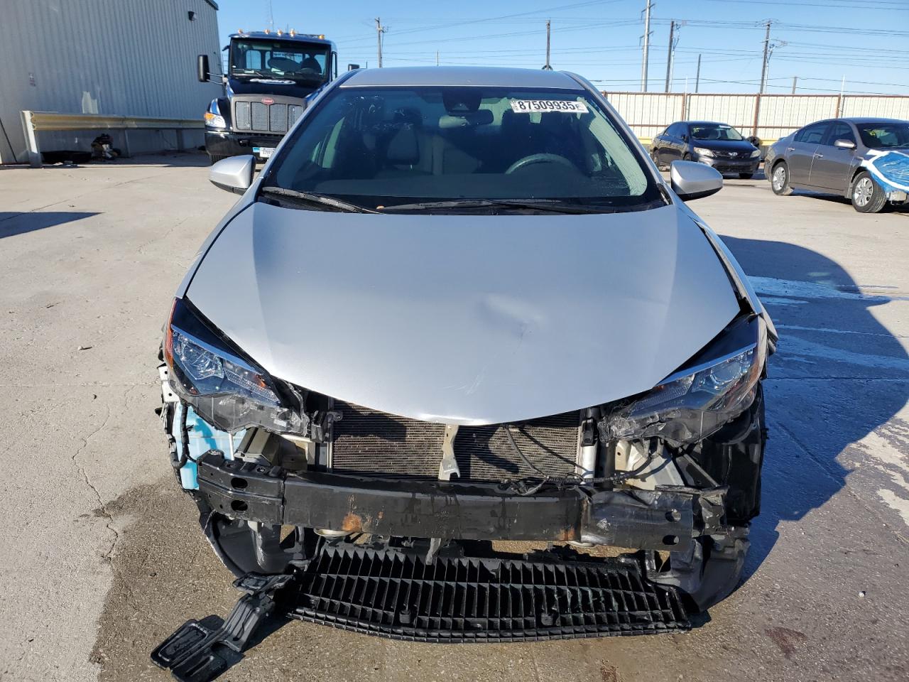 2019 Toyota Corolla VIN 5YFBURHE1KP934095 Copart auction photo, front end / minor dent/scratches damage thumbnail 5
