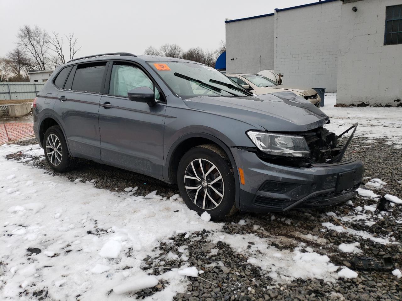 2021 Volkswagen Tiguan VIN 3VV0B7AX2MM054161 Copart auction photo, front end damage thumbnail 4