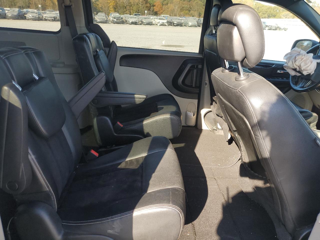 2017 Dodge Caravan VIN 2C4RDGCG4HR807958 Copart auction photo, front end / minor dent/scratches damage thumbnail 11