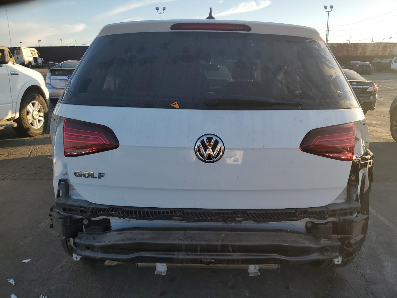 2020 Volkswagen Golf VIN 3VWG57AU6LM003333 Copart auction photo, rear end damage thumbnail 6
