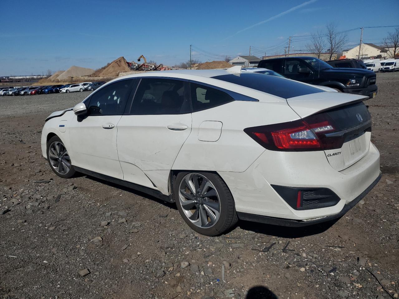 2018 Honda Clarity VIN JHMZC5F18JC017560 Copart auction photo, front end damage thumbnail 2