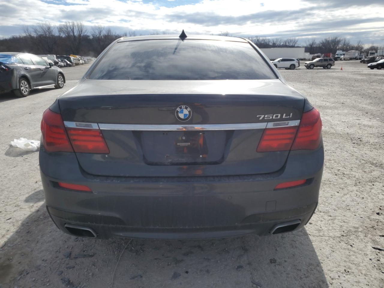 2013 BMW 7er VIN WBAYE8C55DD133245 Copart auction photo, front end damage thumbnail 6