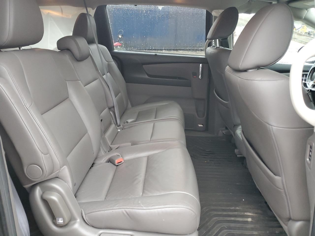 2016 Honda Odyssey VIN 5FNRL5H61GB108210 Copart auction photo, rear end damage thumbnail 11