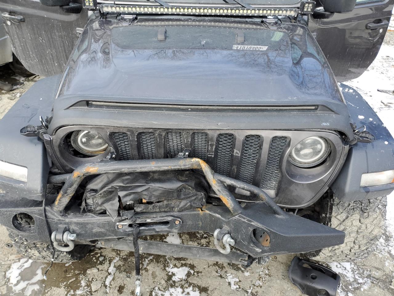 2018 Jeep Wrangler VIN 1C4HJXDG7JW154994 Copart auction photo, front end / minor dent/scratches damage thumbnail 13