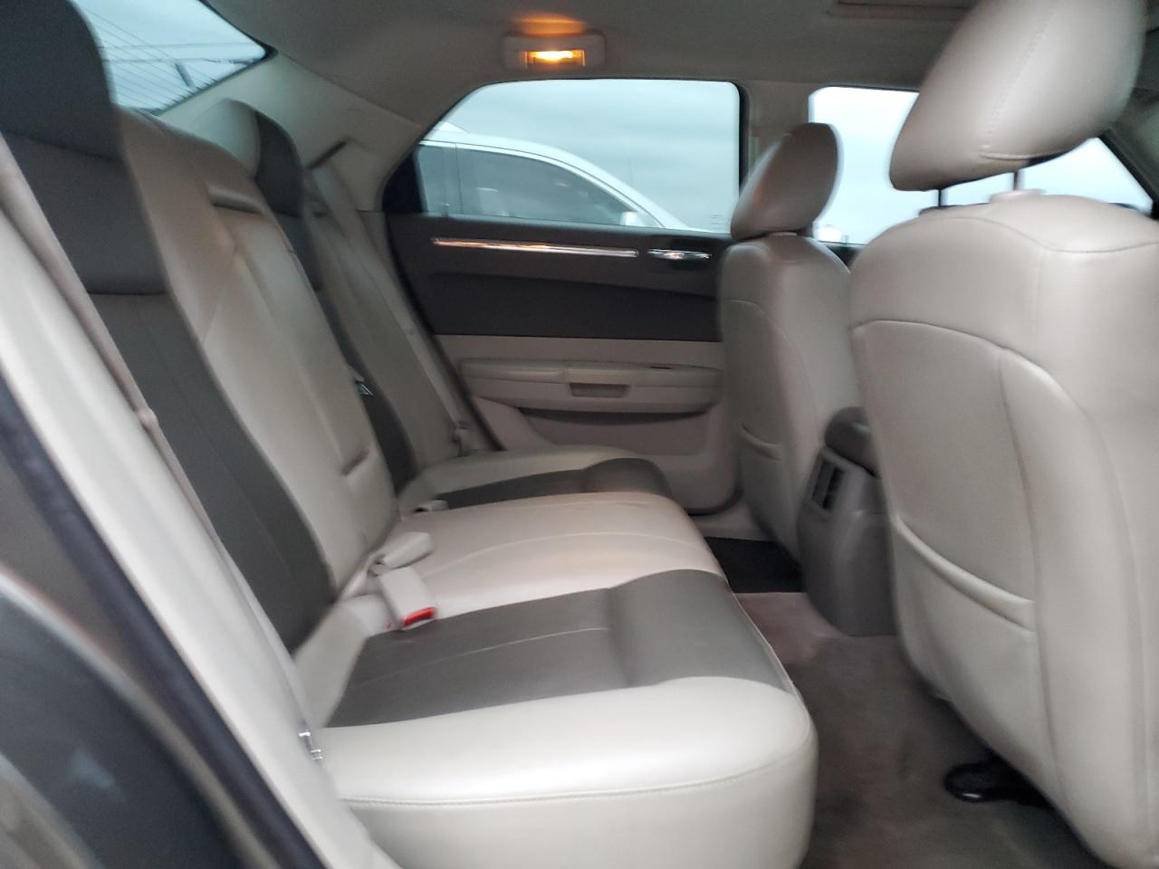 2008 Chrysler 300 VIN 2C3LA53G38H187309 Copart auction photo, all over damage thumbnail 10