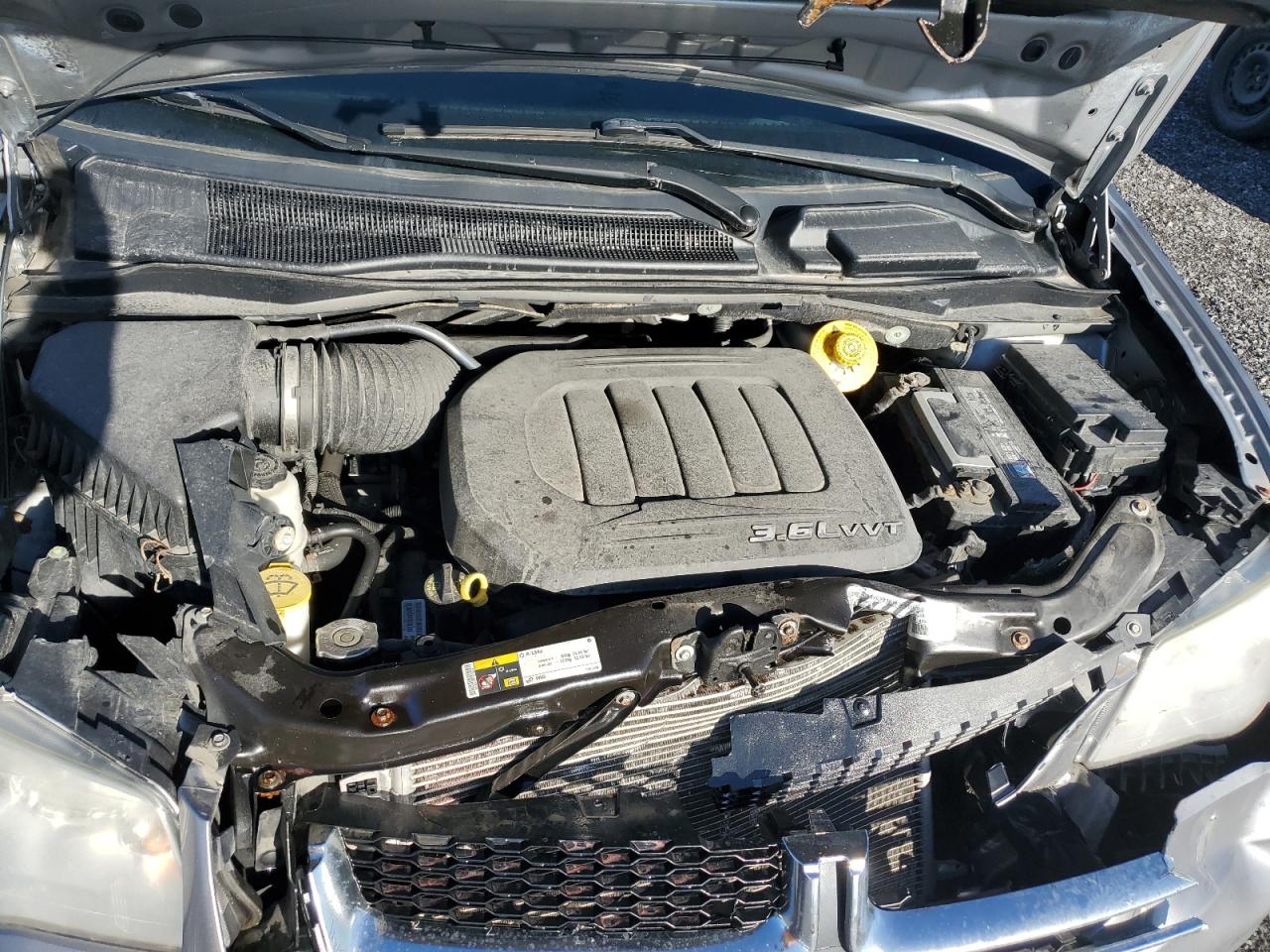 2014 Dodge Caravan VIN 2C4RDGBG0ER424788 Copart auction photo, front end / minor dent/scratches damage thumbnail 12