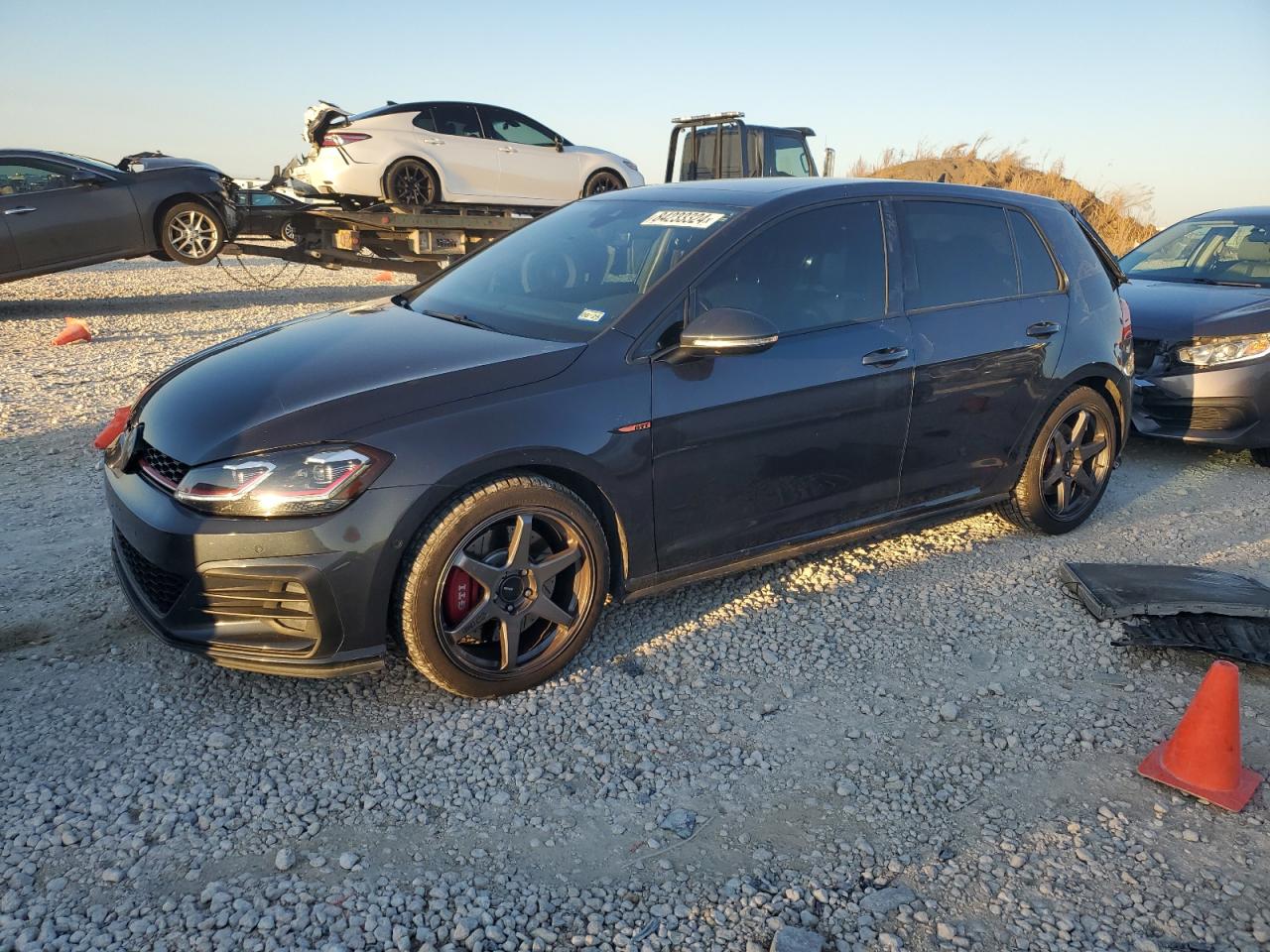 2018 Volkswagen GTI VIN 3VW447AU0JM286265