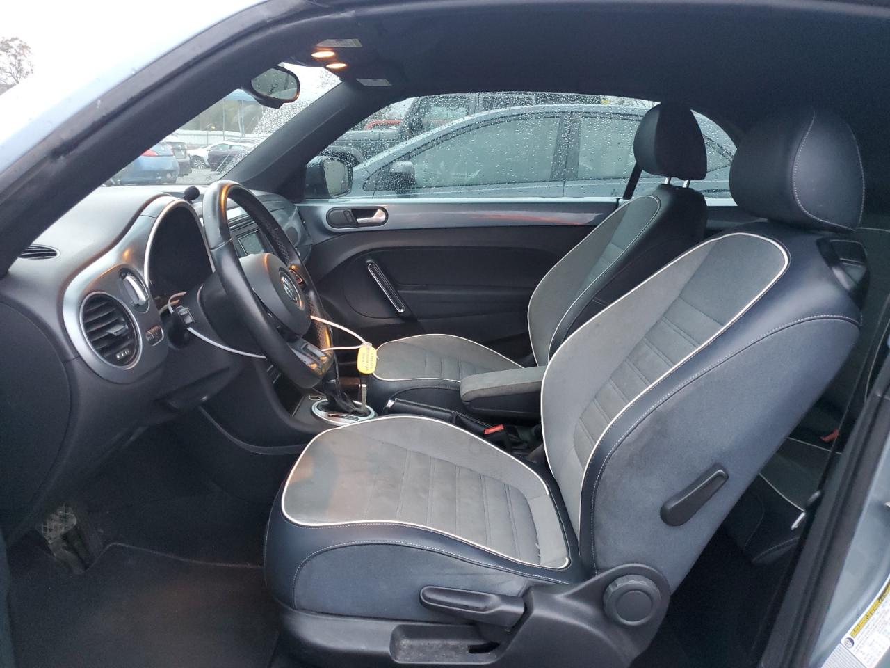 2016 Volkswagen Beetle VIN 3VW517AT2GM821898 Copart auction photo, front end damage thumbnail 7