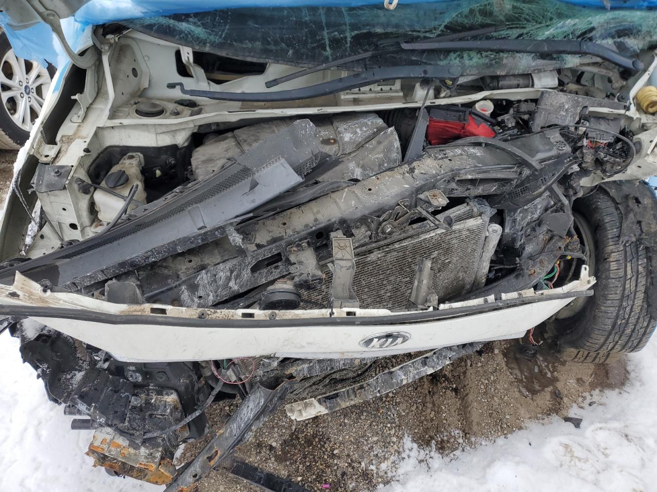 2017 KIA Sedona VIN KNDMB5C19H6266882 Copart auction photo, front end damage thumbnail 11