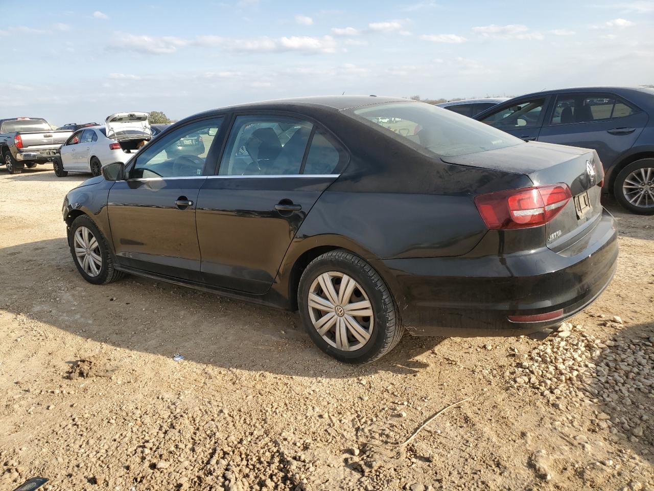 2017 Volkswagen Jetta VIN 3VW2B7AJ4HM395650 Copart auction photo, front end / minor dent/scratches damage thumbnail 2