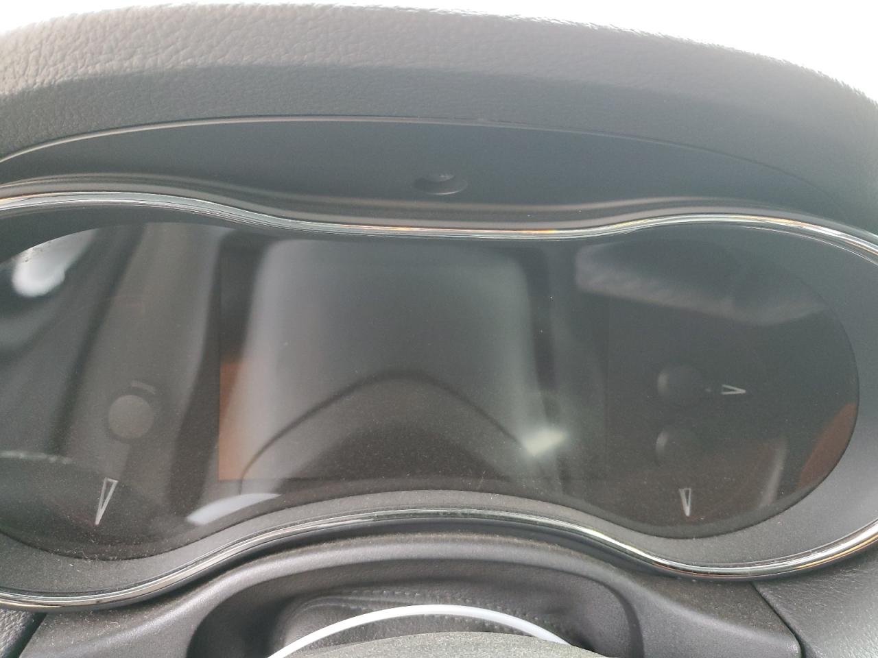 2018 Dodge Durango VIN 1C4RDJDG9JC187554 Copart auction photo, minor dent/scratches / missing/altered vin damage thumbnail 9