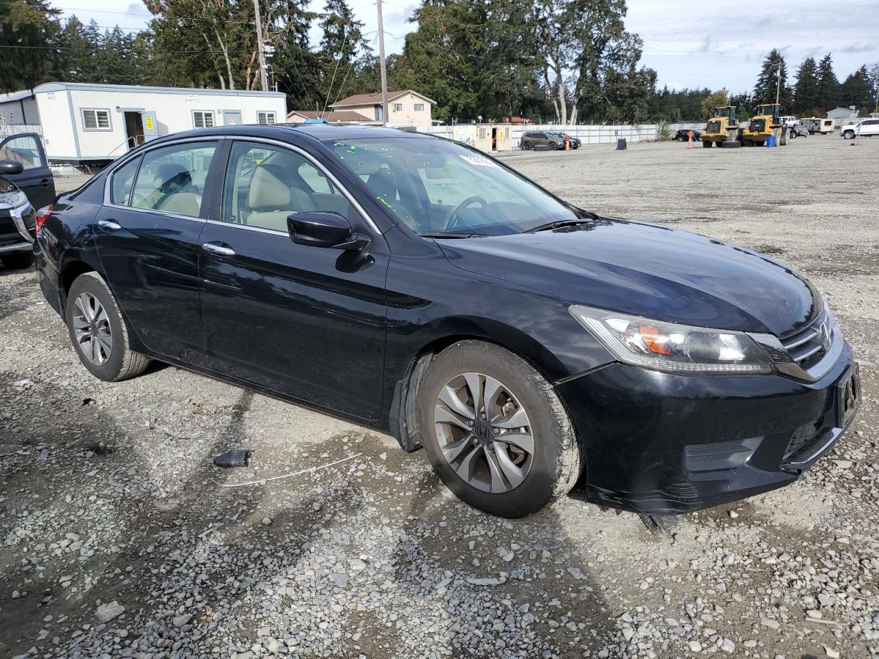 2013 Honda Accord VIN 1HGCR2F39DA158886 Copart auction photo, front end / side damage thumbnail 4