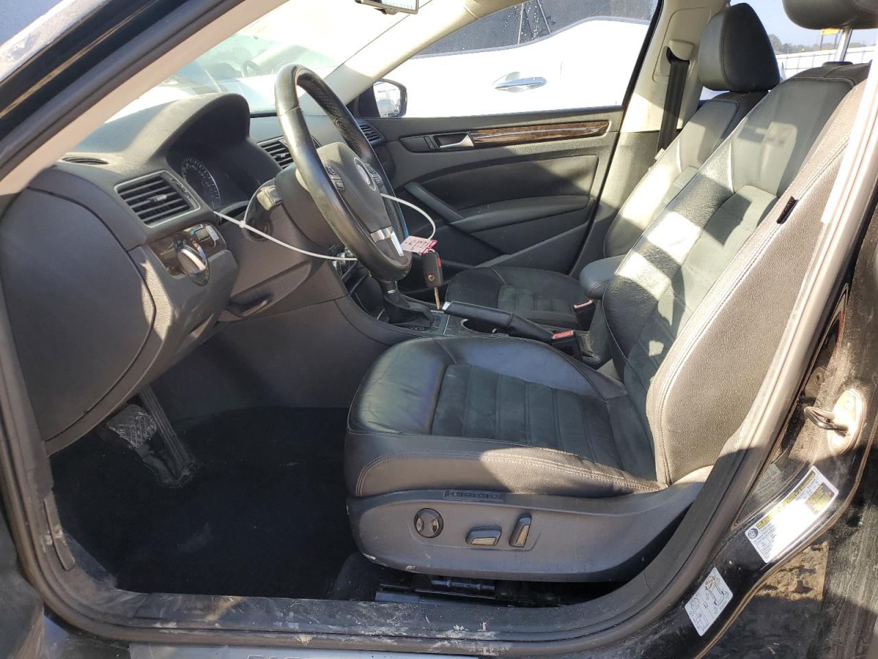 2014 Volkswagen Passat VIN 1VWCN7A35EC062495 Copart auction photo, front end damage thumbnail 8