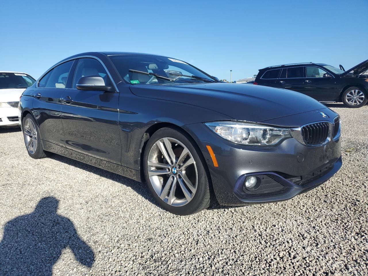 2017 BMW 4er VIN WBA4F7C5XHG787233 Copart auction photo, water/flood damage thumbnail 4