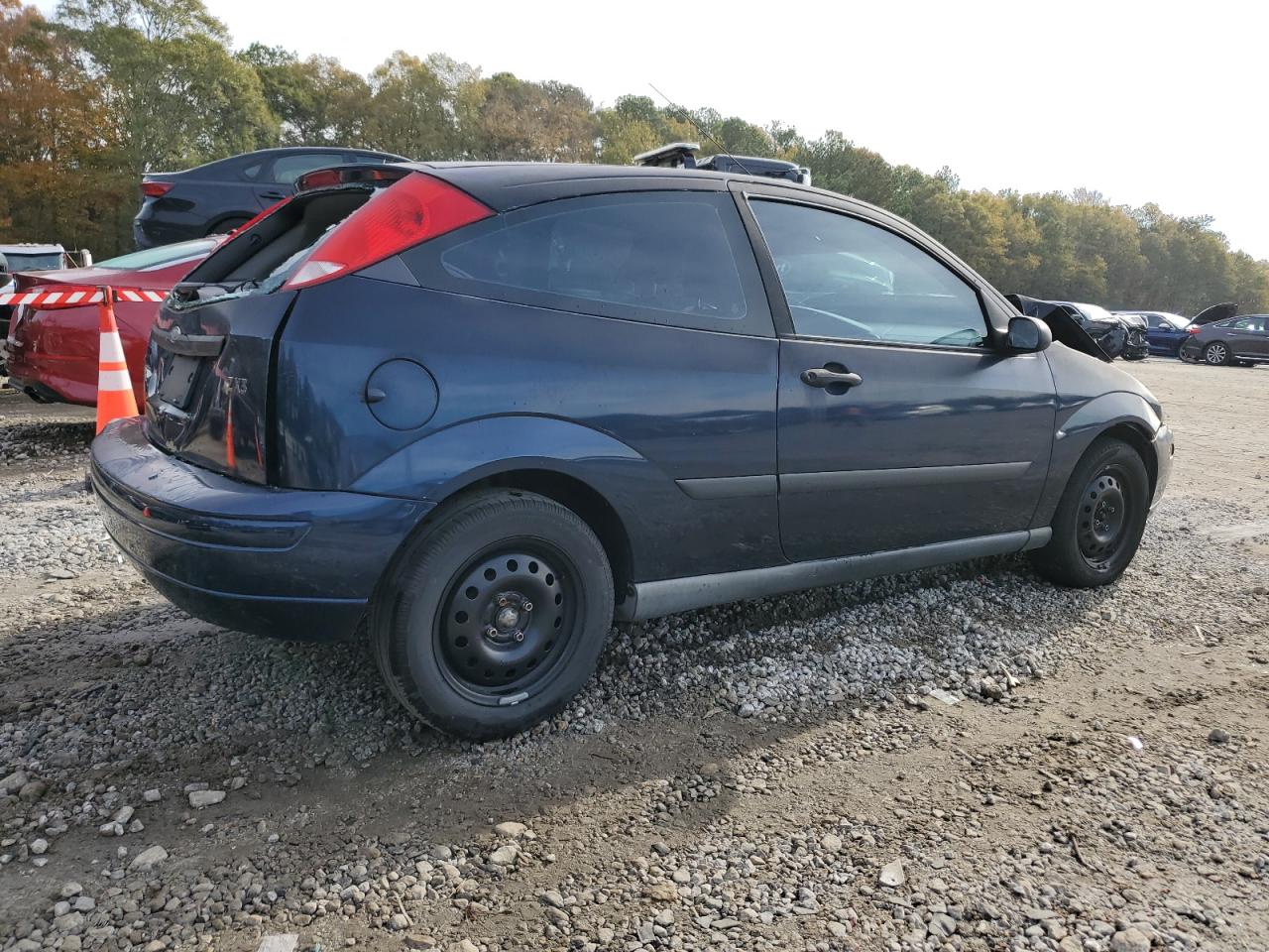 2001 Ford Focus VIN 3FAFP31331R115375 Copart auction photo, front end / rear end damage thumbnail 3