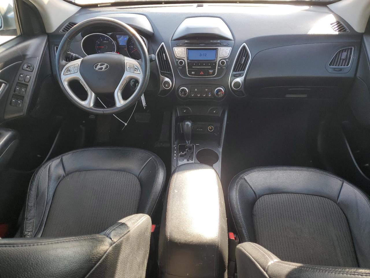 2013 Hyundai Tucson VIN KM8JUCAC6DU563616 Copart auction photo, front end damage thumbnail 8