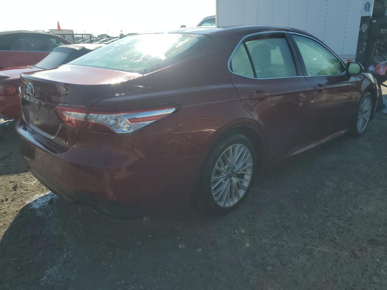 2018 Toyota Camry VIN 4T1B11HK1JU524569 Copart auction photo, water/flood damage thumbnail 3